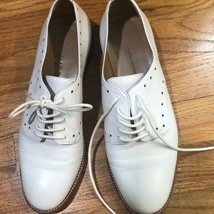 White buck lace oxfords! Ladies size 7